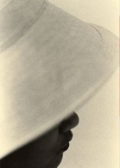 Plakat GIRL AND HAT 50x70