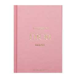Bók The Essence of Dior